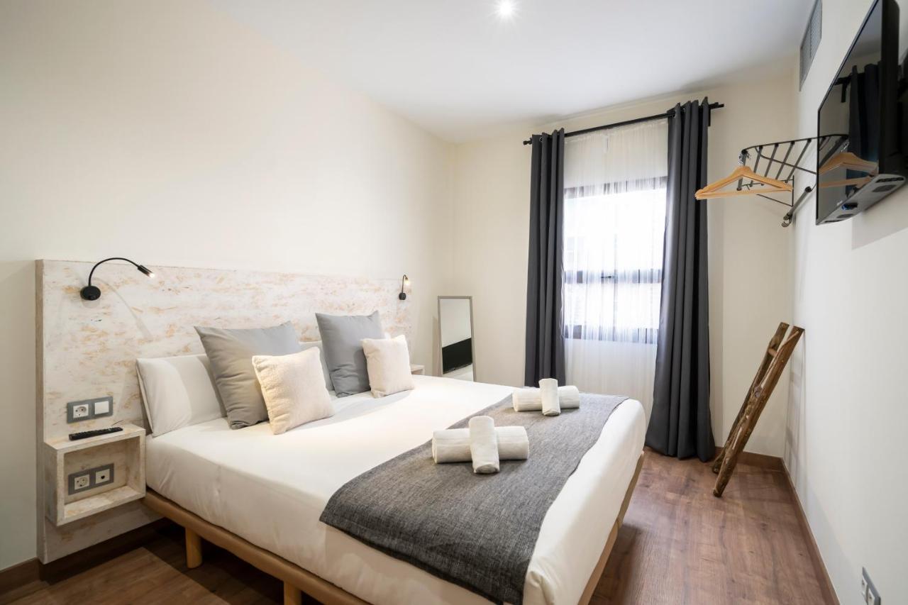 Dobo Azacanes Hostal โตเลโด ภายนอก รูปภาพ