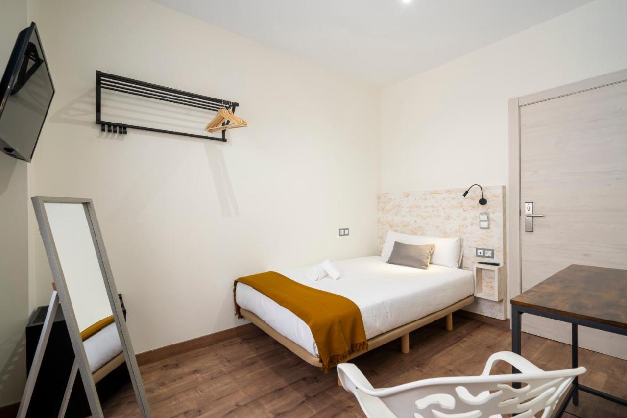 Dobo Azacanes Hostal โตเลโด ภายนอก รูปภาพ