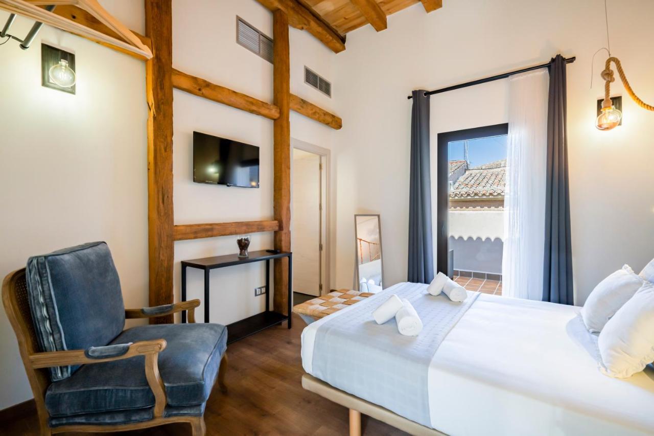 Dobo Azacanes Hostal โตเลโด ภายนอก รูปภาพ
